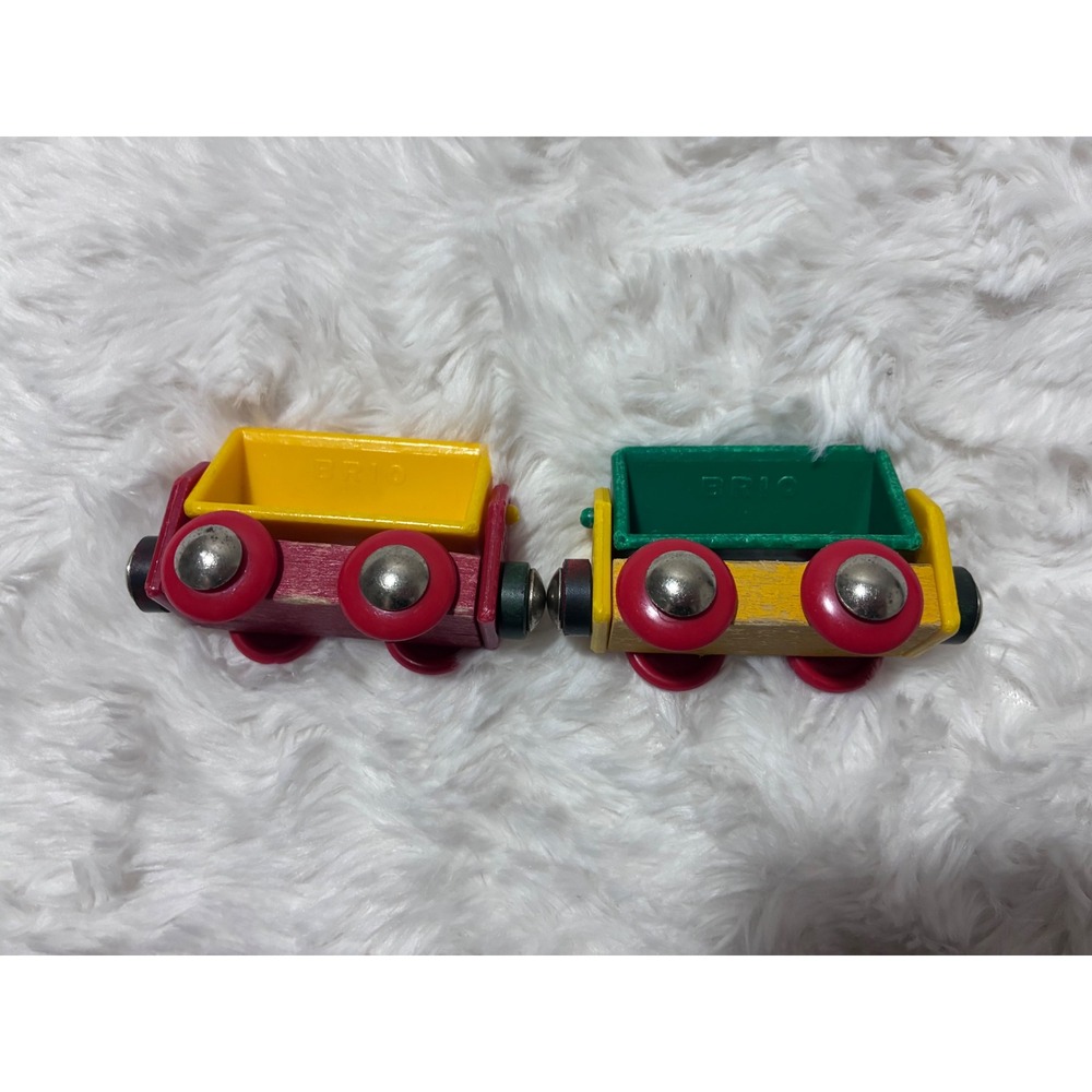 BRIO Vintage Wooden Magnetic Tipping Wagon Train Cars Set of 2 Yellow Green Red